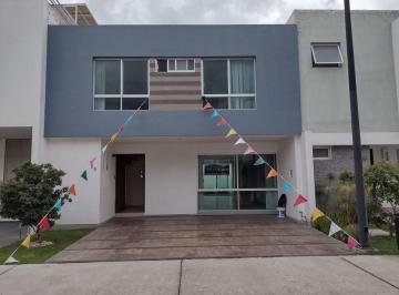 Casa en condominio · 180m² · 3 Recámaras · 2 Estacionamientos · Casa en Coto Privado Solares