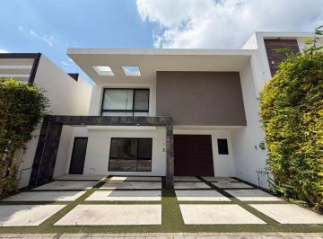 Casa en condominio de 3 habitaciones, San Andrés Cholula · Casa en Renta en Lomas de Angelópolis II, Zona Azul