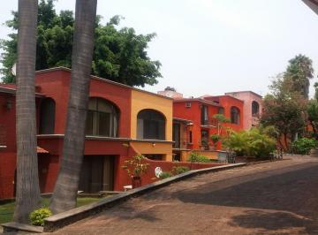 Casa en condominio · 310m² · 4 Recámaras · 2 Estacionamientos · Casa en Venta