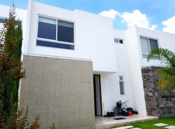 Casa de 3 habitaciones, San Andrés Cholula · Casa en Venta en Lomas de Angelópolis con Jardín