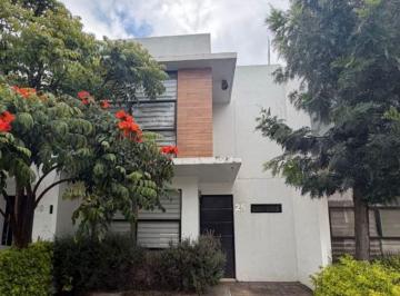 Casa , Morelia · Casa en Renta en Monte Vento