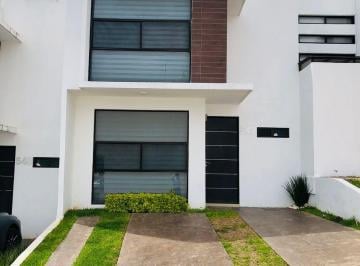 Casa , Morelia · Casa en Renta en Monte Vento
