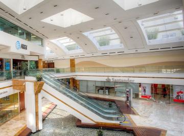 Local comercial · 228m² · 6 Estacionamientos · Renta Local en Plaza Victoria - (4)
