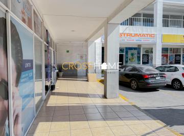 Local en centro comercial de 1 habitación, Querétaro · Excelente Local en Renta a Unos Pasos de La Alameda, Querétaro Centro