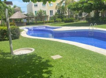Departamento de 2 habitaciones, Acapulco de Juárez · Marina Diamante Depto Rodeado de Areas Verdes, Renta por Año. $8,500 Mensuales