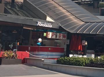 Local en centro comercial , Corregidora · Local en Renta Dentro de Plaza Comercial
