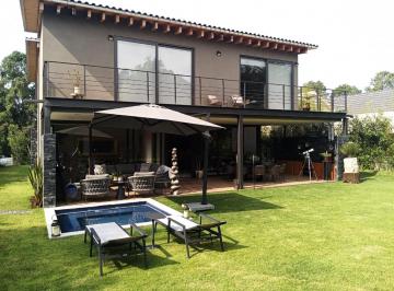 Inmueble productivo urbano · 900m² · 5 Recámaras · 6 Estacionamientos · Desarrollo en Venta - (4)