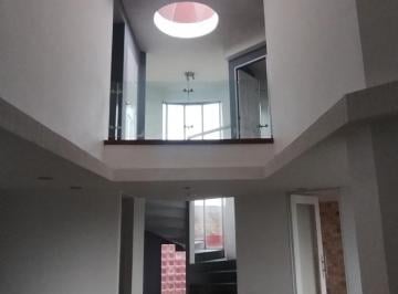Casa de 3 habitaciones, Naucalpan de Juárez · Casa con Proyecto Moderno y Amplios Espacios