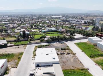 Terreno / Lote , San Pedro Tlaquepaque · Terreno Industrial en Venta, Parque Los Mezquites, Adolf Horn y Periférico 715 m