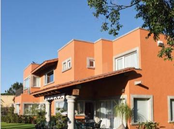 Casa en condominio de 3 habitaciones, Miguel Hidalgo · Casa en Venta en Cerrada en Tiro Al Pichón, Lomas de Bezares