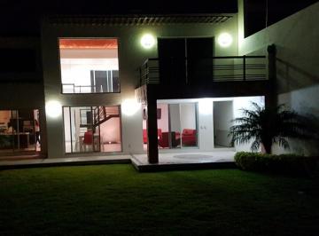 Casa de 4 habitaciones, Temixco · Casa de Fin de Semana en Burgos, Cuernavaca Mor.