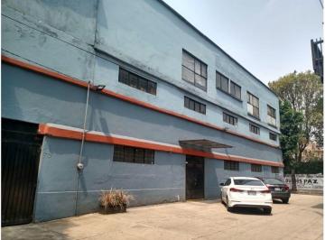 Edificio , Iztacalco · Edificio Comercial en Zona Muy Transitada