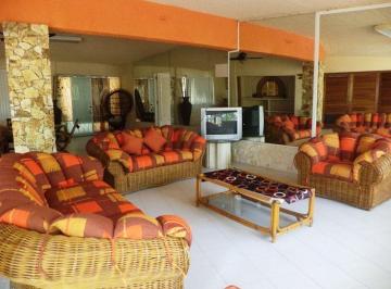 Casa · 3 Recámaras · Villa en Renta en Acapulco Villa del Prado