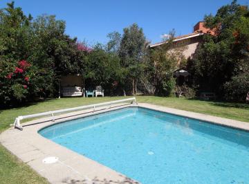 Casa · 204m² · 3 Recámaras · 3 Estacionamientos · Venta Casa en Tequisquiapan