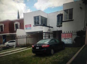 Casa de 5 habitaciones, Zapopan · Casa U Oficinas en Renta