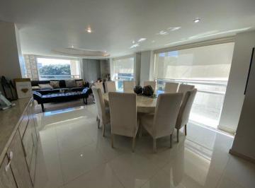 Departamento · 204m² · 2 Recámaras · 2 Estacionamientos · Departamento - Lomas de Las Palmas