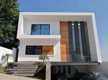 Casa de 3 habitaciones, Cuernavaca · Imponente Casa Sola Nueva en Zona Dorada
