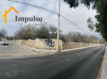 Terreno / Lote , García · Terreno en Venta Esquina Sobre Av Centro de Garcia, N. L.