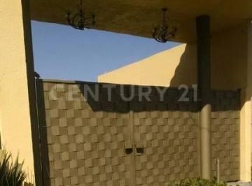 Terreno / Lote · 250m² · Hermoso Terreno en Venta Dentro de Fraccionamiento en Metepec