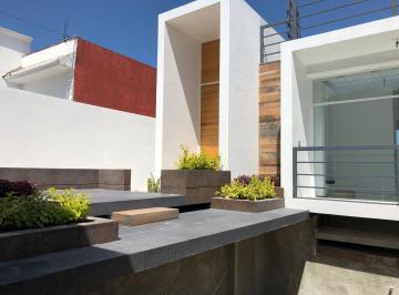Casa de 3 habitaciones, Emiliano Zapata · Hermosa Arquitectura, Casa Estilo Moderno, en Burgos
