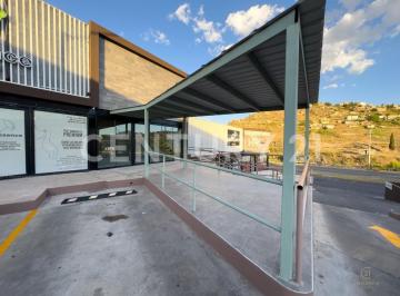 Local comercial · 90m² · 10 Estacionamientos · Local en Venta en Senda Reliz