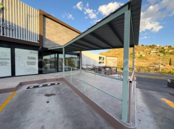 Local comercial · 90m² · 10 Estacionamientos · Local en Venta en Senda Reliz