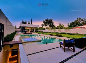 Casa · 1550m² · 4 Recámaras · 4 Estacionamientos · Casa de Lujo en Venta Colinas de San Javier Andares