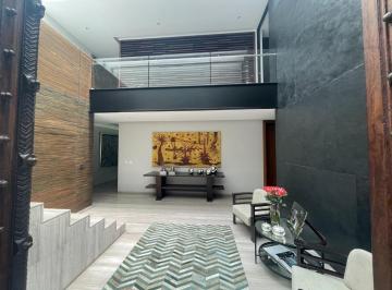 entrada moderna · Casa en Venta en San Angel Moderna