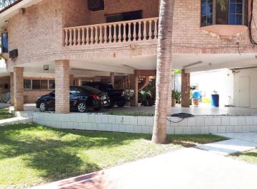 Quinta · 1407m² · 6 Recámaras · 6 Estacionamientos · Quinta - Yerbaniz