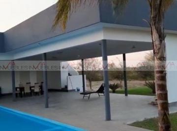 Rancho · 400m² · 3 Recámaras · 2 Estacionamientos · Rancho en Venta en San Miguel