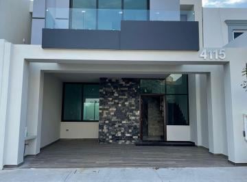 Casa de 2 habitaciones, Mazatlán · Residencia en Venta en Mazatlán! Fracc. Real del Valle! Te Encantara!