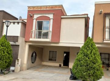 Casa de 3 habitaciones, Ramos Arizpe · Casa en Renta Amueblada en Fracc. Portal de Las Palomas