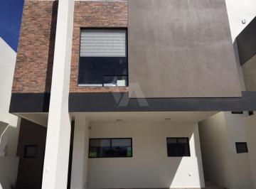3f6ae8f5030d0450c891b14461a5968f20351dea68bd4d45953e98308464b411 · Casa en Fracc. Alyssa, 3 Habs c/u con Baño y Roof Top