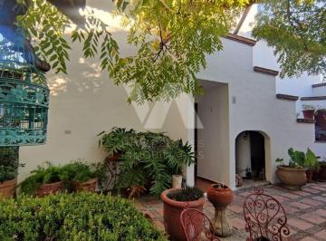 Departamento de 2 habitaciones, Saltillo · Departamento Planta Baja, Amueblado Rústico, Servicios Inclu