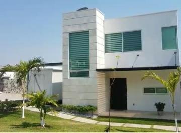 Casa de 3 habitaciones, Yautepec · Excelente Oportunidad de Estrenar Casa en Fracc. Privado, en Oaxtepec Morelos.