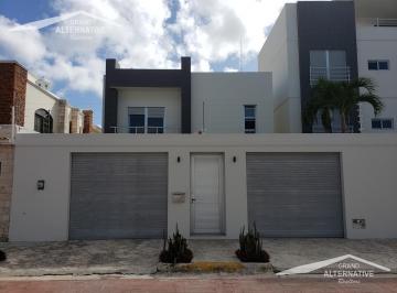 Casa · 286m² · 3 Recámaras · 2 Estacionamientos · Casa - Supermanzana 12