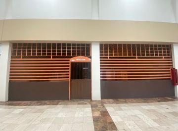 Local comercial · 50m² · 20 Estacionamientos · Local en Renta en Galerias - (4)