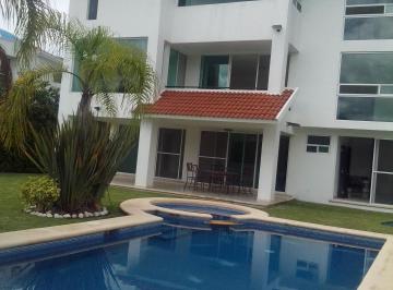 Casa de 4 habitaciones, Atlatlahucan · Casa con 815 m² de Terreno y 4 Recámaras en Venta en Lomas de Cocoyoc