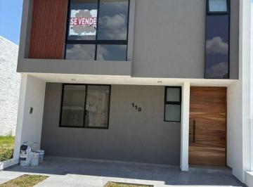 Casa Venta de 4 habitaciones · Casa en Venta en Valle Imperial