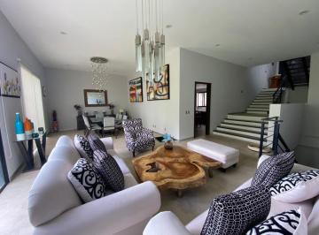 SALA · Hermosa Residencia en un Exclusivo Fraccionamiento!
