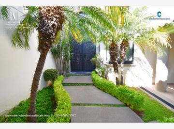 Casa de 3 habitaciones, León · Casa con 390 m² de Terreno y 3 Dorm. en Venta en Jardines del Campestre