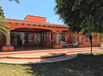 Quinta · 6566m² · 9 Recámaras · 8 Estacionamientos · Quinta en Yautepec