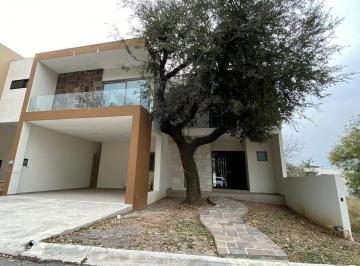 Casa de 4 habitaciones, Monterrey · Casa en Venta en La Joya, Carretera Nacional
