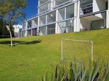 Departamento · 200m² · 2 Recámaras · 3 Estacionamientos · Venta Departamento Nuevo La Reserva Bosque Real
