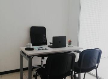 Oficina Renta 160m²  · Oficina en Renta con Servicios a un Minuto del Poder Judicial de Colima.