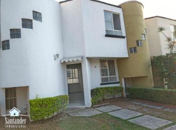 Casa de 3 habitaciones, Morelia · “casa en Renta – Fracc. Quintas del Sol $9,800"