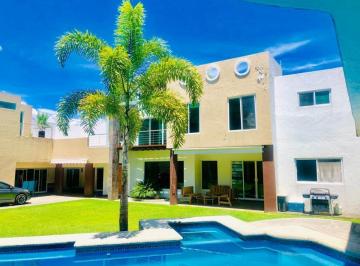 Casa de 6 habitaciones, Cuernavaca · Hermosa Casa en Vista Hermosa