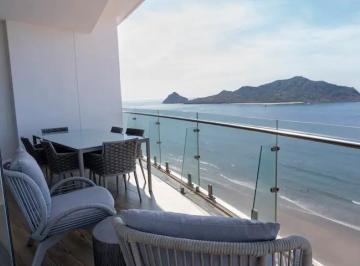 Departamento de 3 habitaciones, Mazatlán · Departamento en Venta Frente a La Hermosa Playa de Mazatlan Camino Al Mar