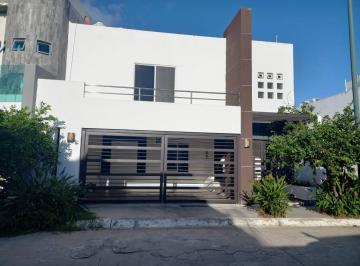 Casa de 3 habitaciones, Mazatlán · Casa en Venta en Mazatlán en Real del Valle