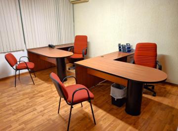 Oficina de 1 habitación, Guadalajara · Oficina en Renta en Jardines del Bosque, Amueblada, con Aire y Todos Los Servicios, Exc. Ubicación